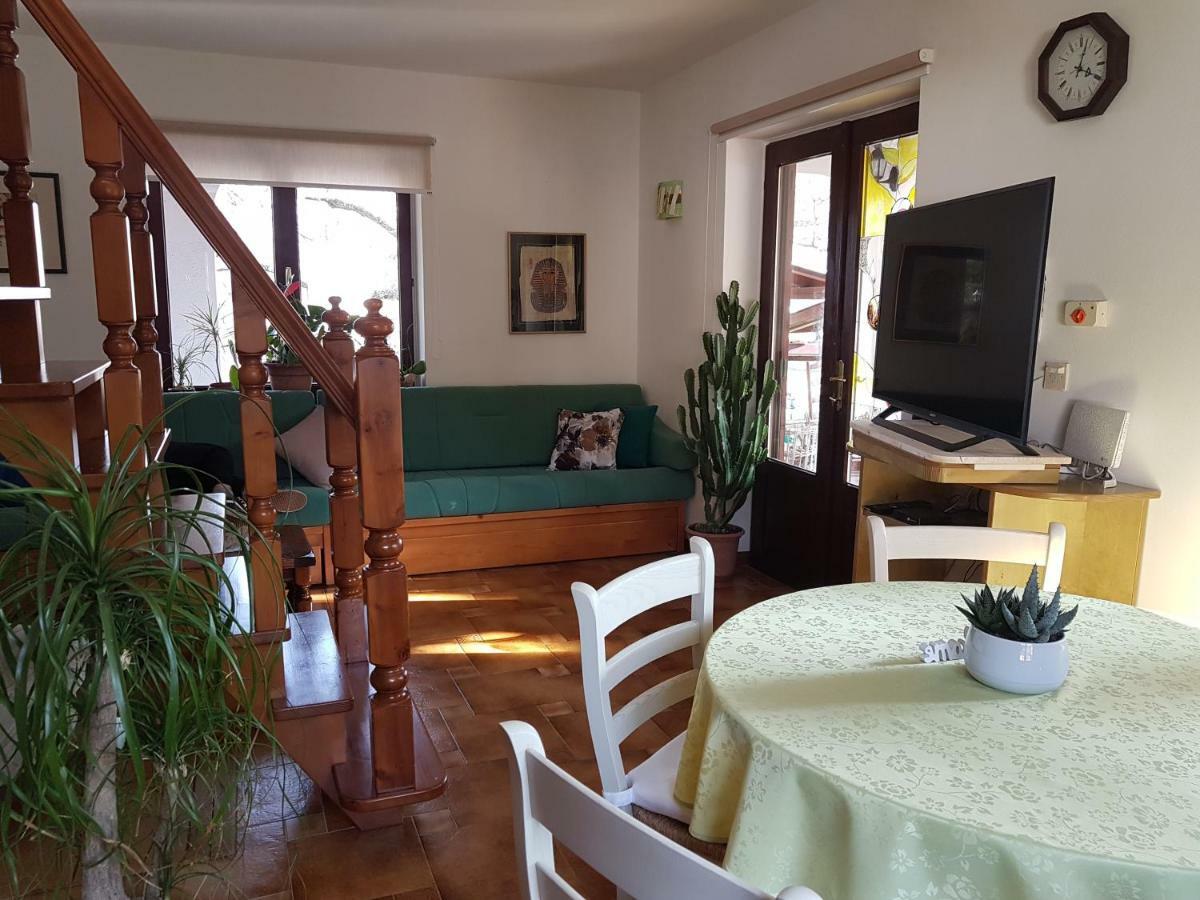 Apartment Slavi Віпава Екстер'єр фото