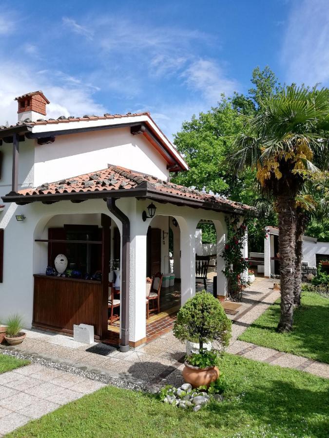 Apartment Slavi Віпава Екстер'єр фото
